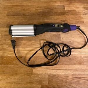 Hot Tools Pro Signature Titanium Ceramic Deep Waver Curling Iron